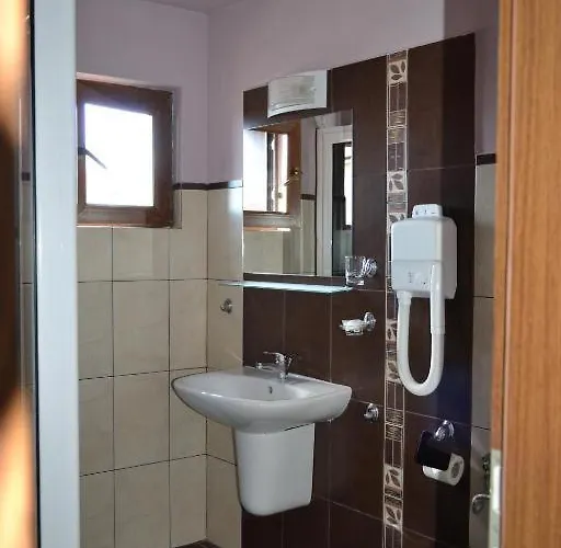 Diamanti Hotel 3*