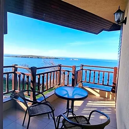 Diamanti Hotel 3*
